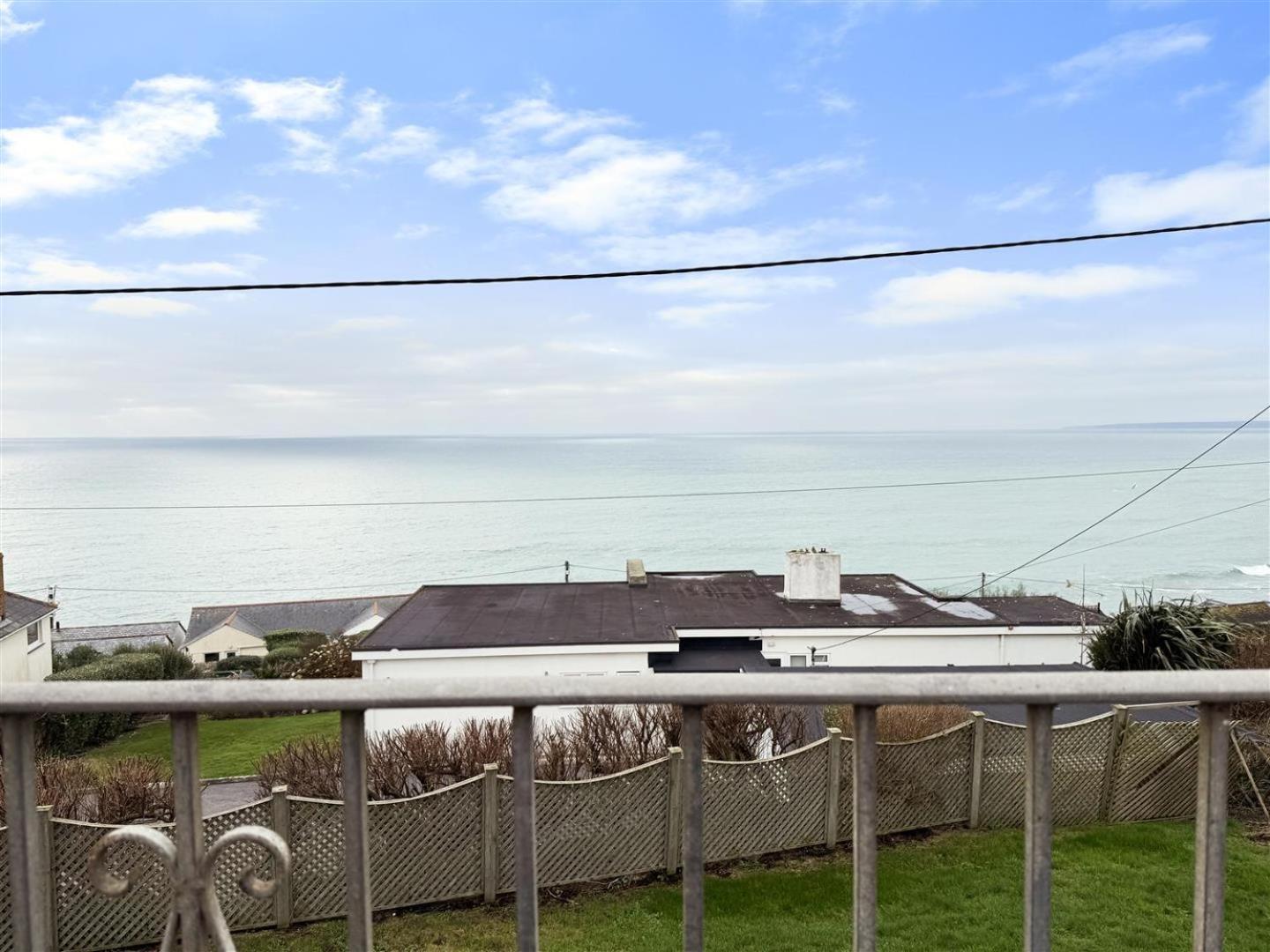 5-Bedroom Detached House With Amazing Sea Views Porthleven Esterno foto