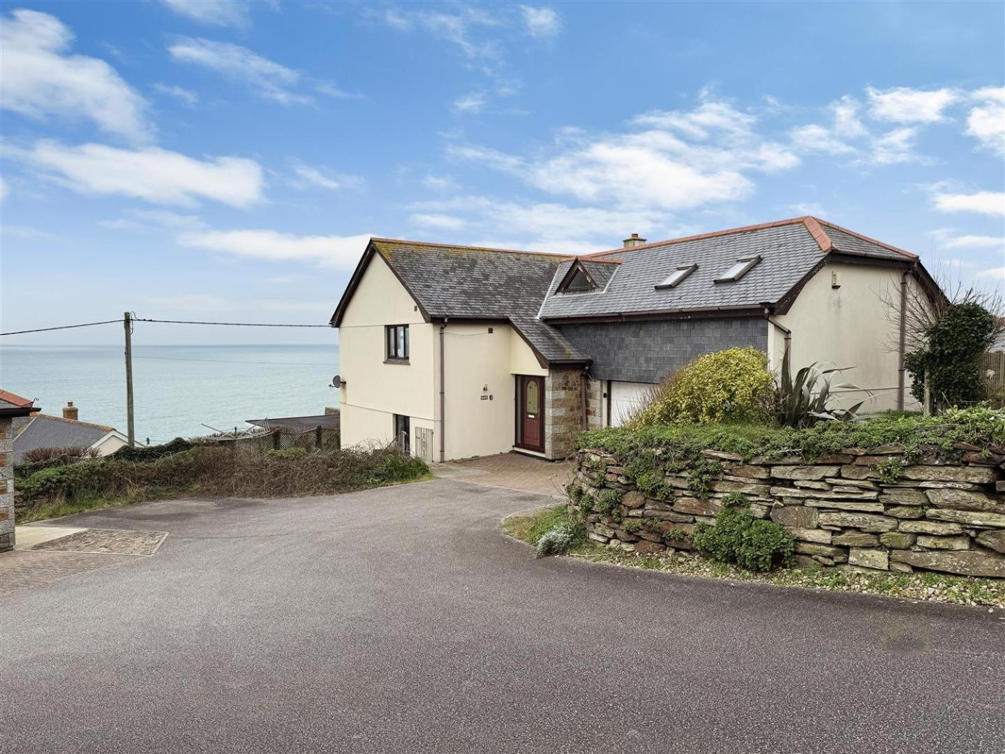 5-Bedroom Detached House With Amazing Sea Views Porthleven Esterno foto